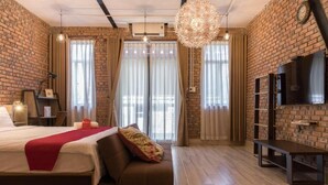 Luxury Apartment | 1 bedroom, desk, WiFi (free) - Sweet Home Apartment (Da Nang)