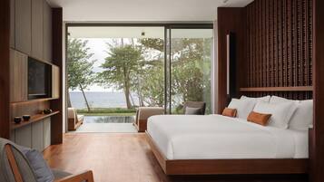 1 Bedroom Beach Front Villa | Roupas de cama antialérgicas, frigobar, cofres nos quartos