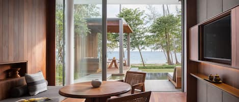 1 br beach pool villa