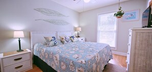 1 bedroom, desk, free WiFi