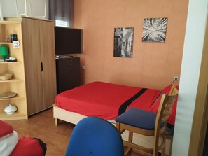 1 bedroom, WiFi, bed sheets - Alojamiento (Loriguilla)