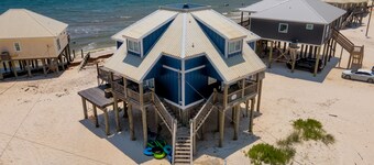 Updated, large beach house right off the water! - Island Escape