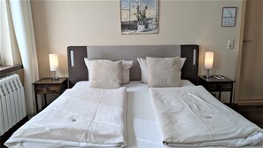 1 chambre, lit parapluie, Wi-Fi, draps fournis