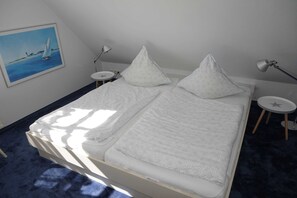 3 quartos, cofres nos quartos, berço de viagem, Wi-Fi