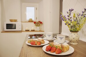 Apartment | In-room dining