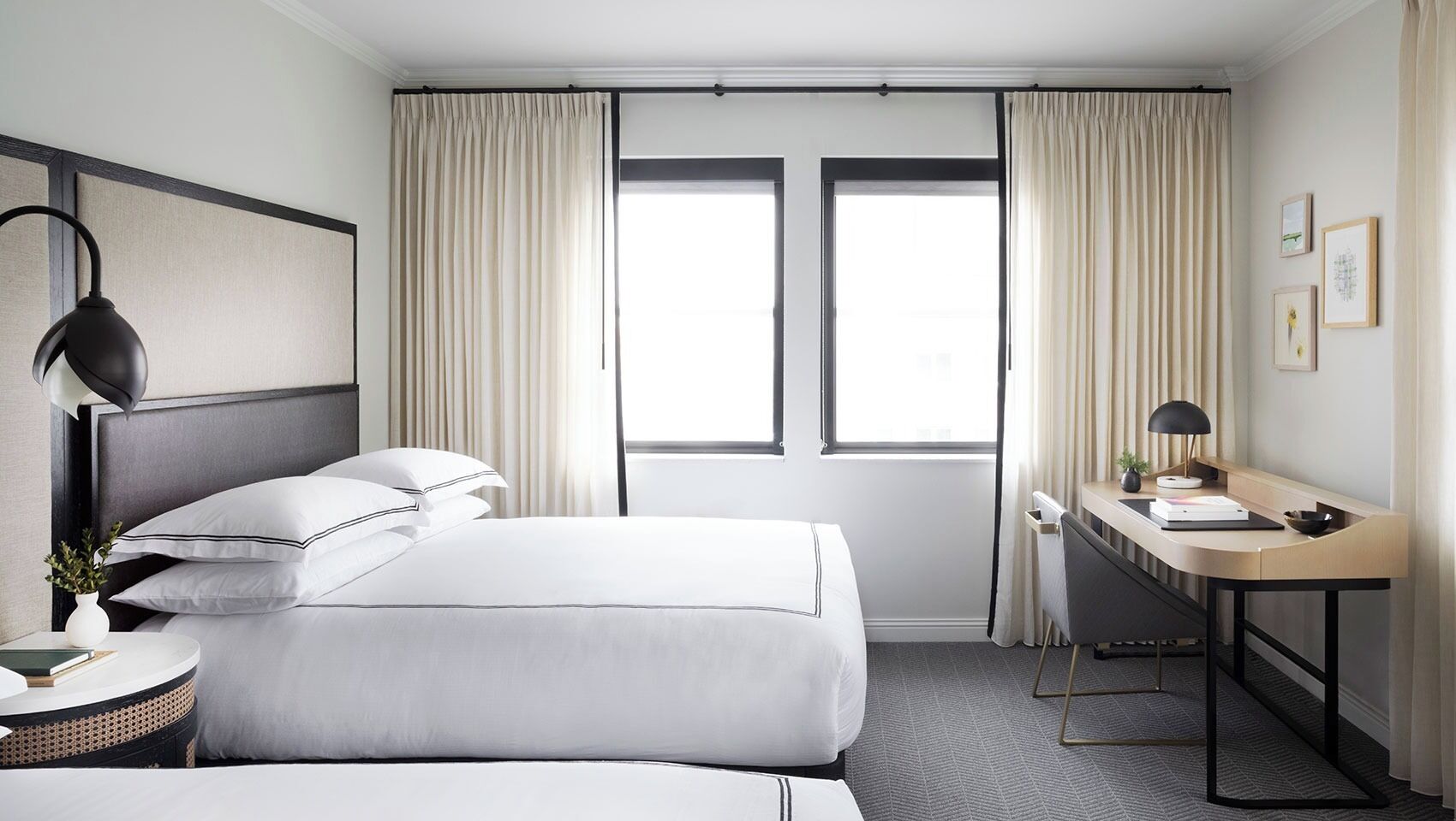 In-room safe, WiFi (free), bed sheets
