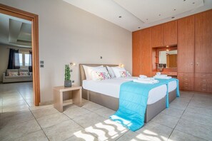 6 Schlafzimmer, Bügeleisen/Bügelbrett, kostenloses WLAN
