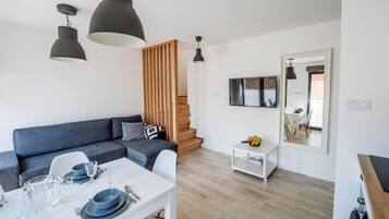 Apartamento | Área de estar | TV de tela plana