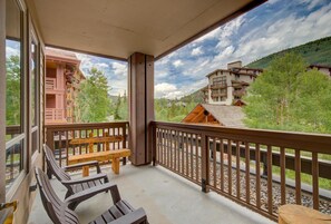 Property grounds - Rare Center Village 3 Bedroom - Right in the heart of Center Village!! (Copper Mountain)