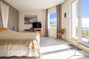 4 soveværelser, strygejern/strygebræt, gratis Wi-Fi, sengetøj