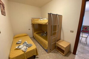 3 Schlafzimmer, Bügeleisen/Bügelbrett, WLAN