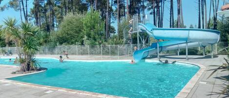 Indoor pool, outdoor pool