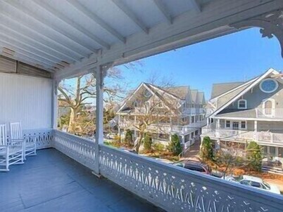 Completely Renovated Victorian across from Congress Hall