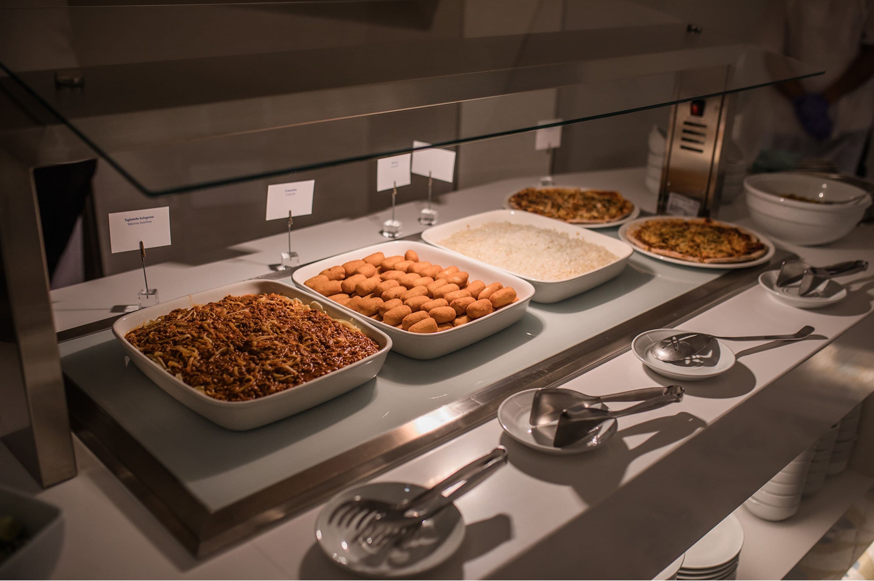 Bữa sáng buffet