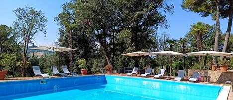 Piscina all'aperto
