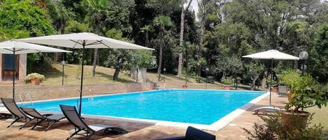 Piscina all'aperto