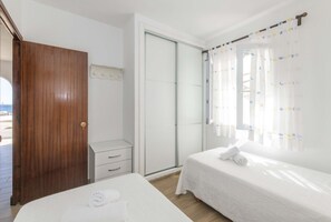 3 bedrooms, internet