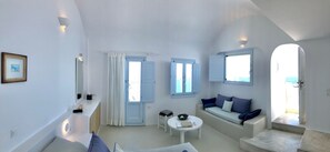 Doppia luna di miele, piscina privata, vista mare | Area soggiorno