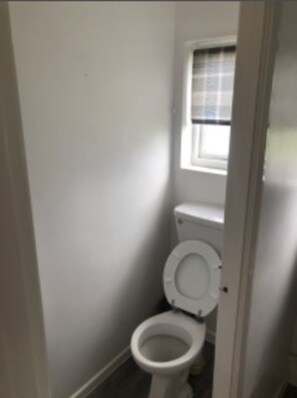 Apartment, Multiple Beds | Bathroom