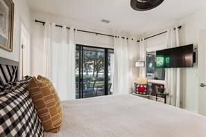 5 Schlafzimmer, Bügeleisen/Bügelbrett, Internetzugang, Bettwäsche
