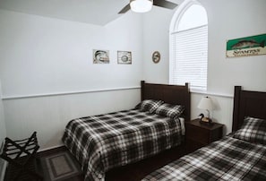 4 Schlafzimmer, kostenloses WLAN, Bettwäsche