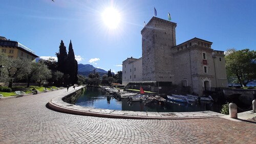 Birch Tree Apartment - Peaceful & Happy Stay