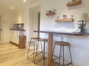 Dining - Home away from home, 3 bed cottage with hot tub and pool table (Walworth Gate)