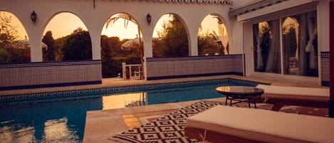 Outdoor pool, a heated pool