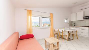Apartment (A2) | Private kitchen | Fridge, stovetop, espresso maker, electric kettle