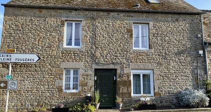 Comfortable cosy apartment close to Mont Saint Michel