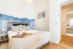 1 bedroom, iron/ironing board, Internet, bed sheets
