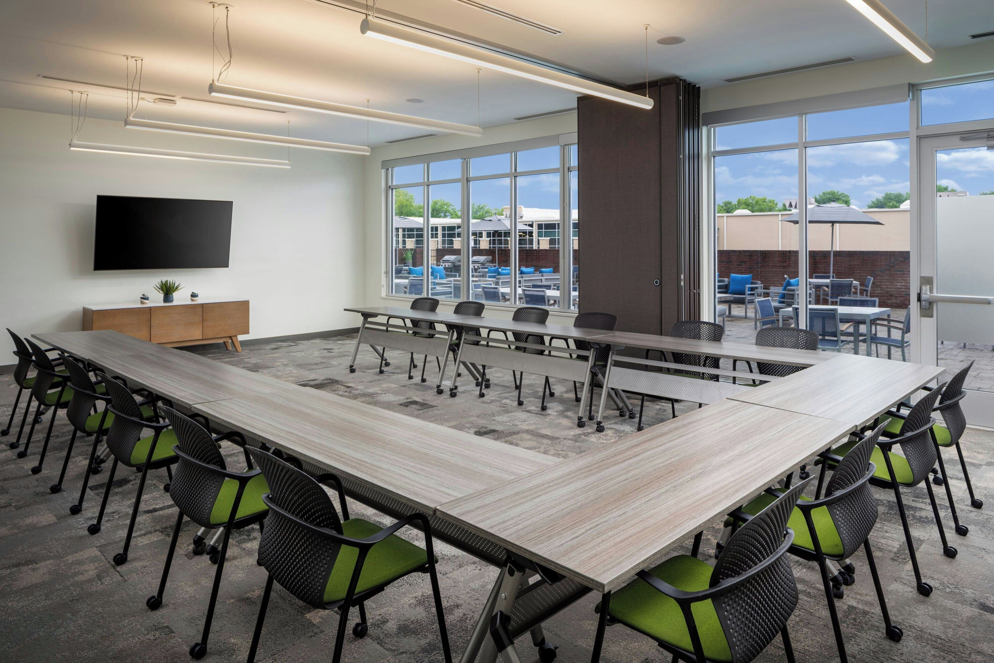 Photo - Element Knoxville West