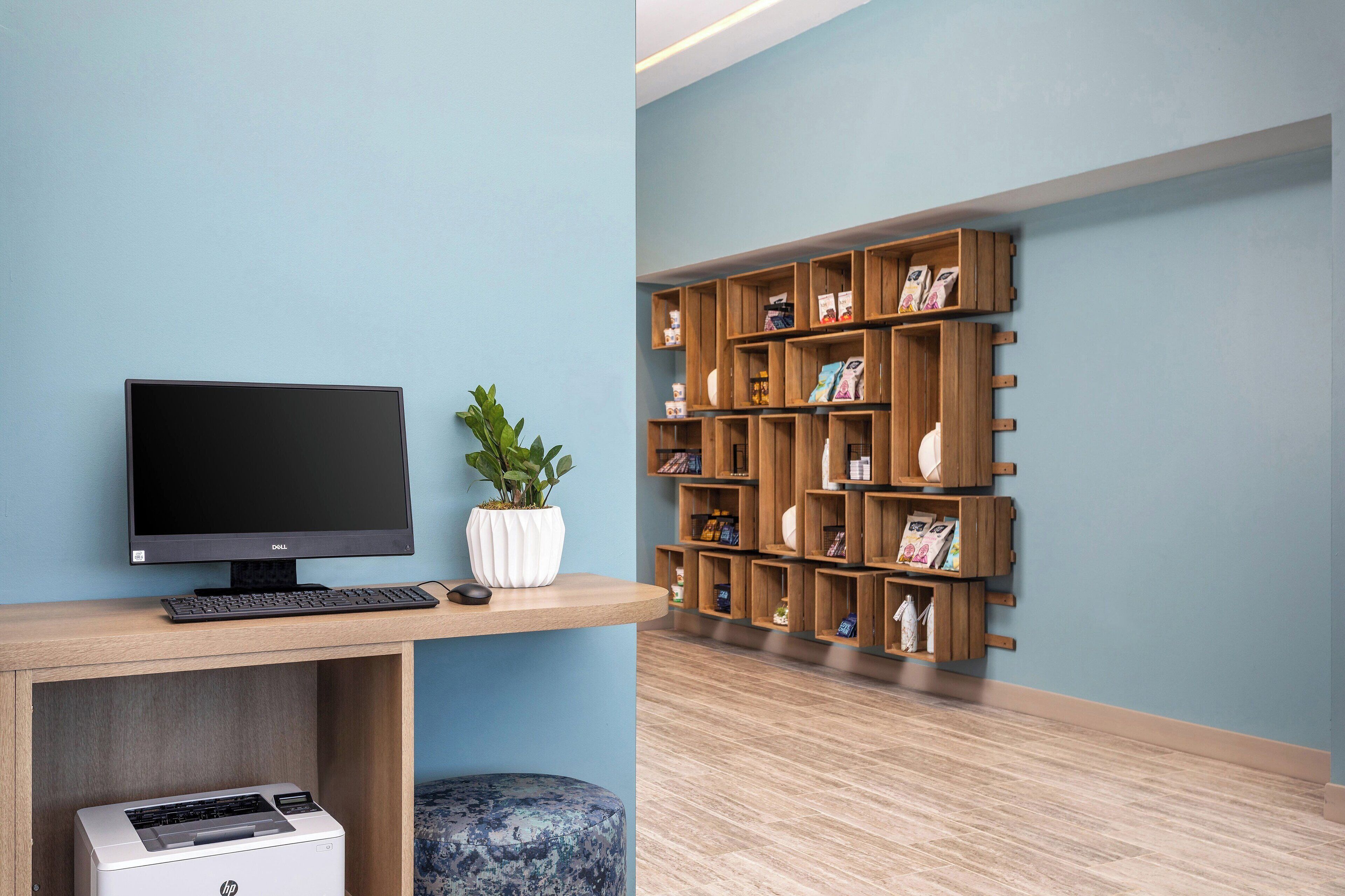 Photo - Element Knoxville West