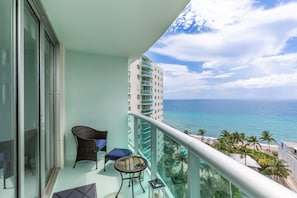 Luxury Condo, 2 Bedroom, Kitchen, Ocean View 11N | Balcony - The Tides Ocean Luxury Suites (Hollywood)