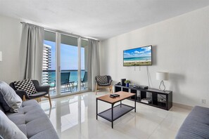 Luxury Condo, 2 Bedroom, Kitchen, Ocean View 8X | Living area | 42-inch TV with cable channels, streaming services - The Tides Ocean Luxury Suites (Hollywood)
