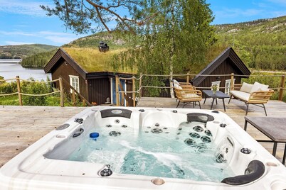 Relaxing and cozy cottage with jacuzzi and panorama view