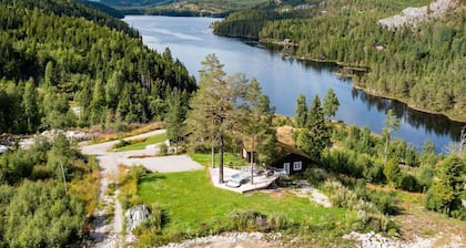 Relaxing and cozy cottage with jacuzzi and panorama view