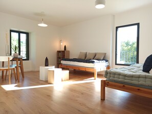 4 Schlafzimmer, Bügeleisen/Bügelbrett, WLAN, Bettwäsche