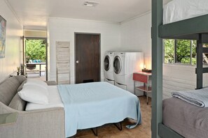 4 bedrooms, iron/ironing board, travel cot, free WiFi