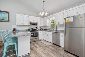 洗碗机、茶具/咖啡用具、厨具/餐具