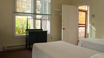 4 chambres, fer et planche Ă repasser, Wi-Fi, draps fournis