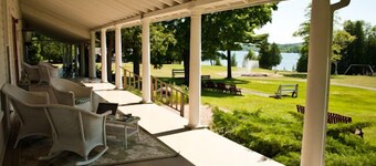 Fountain Point - Cook's Cottage