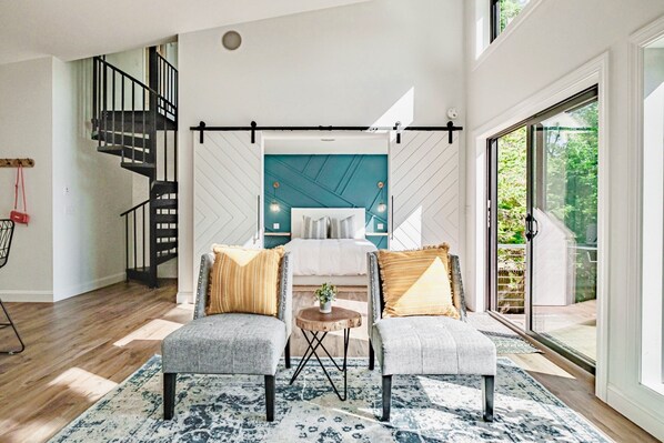 3 quartos, ferros/tábuas de passar roupa, Wi-Fi, roupa de cama
