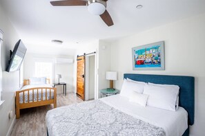 2 chambres, fer et planche à repasser, lit parapluie, Wi-Fi gratuit