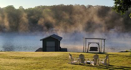 Serene, Spacious Lakefront Home in a Quiet Cove