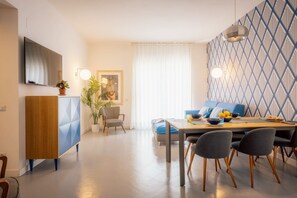 Interior - Luxury Design Home & Jacuzzi in Heart of Sorrento (Sorrento)
