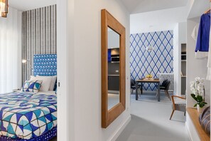 2 bedrooms, in-room safe, desk, iron/ironing board - Luxury Design Home & Jacuzzi in Heart of Sorrento (Sorrento)