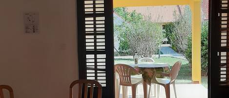 تناول الطعام