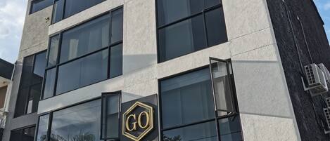 Fachada de la propiedad