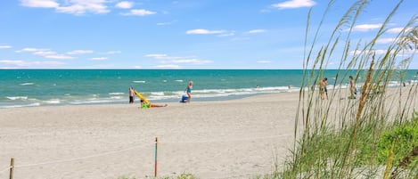 Beach nearby, beach towels